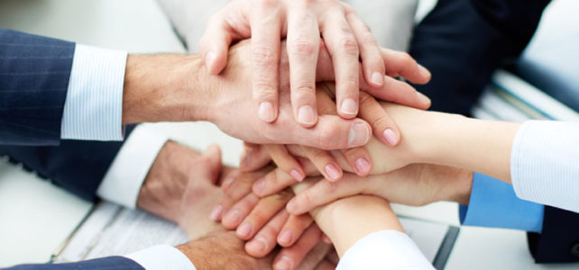 Lavora con noi Lavora con noi